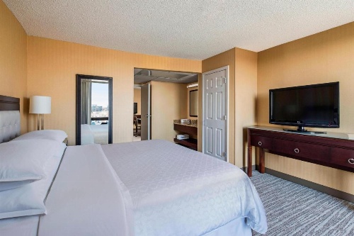 Sheraton West Des Moines Hotel image 5