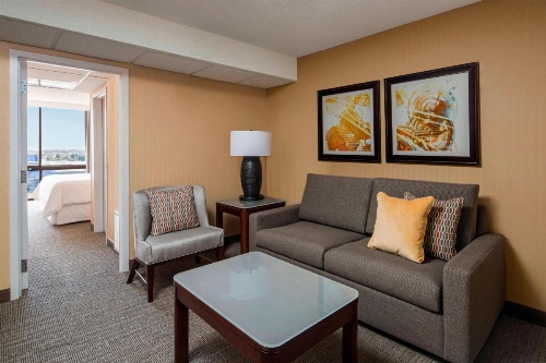 Sheraton West Des Moines Hotel image 6